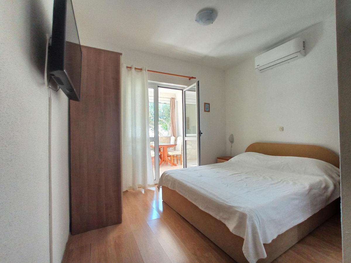 Apartamento Casa del Olivo Tučepi Exterior foto